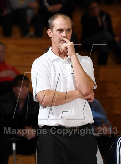 Thumbnail 1 in Mater Dei vs. Warren (Jim Harris Memorial) photogallery.