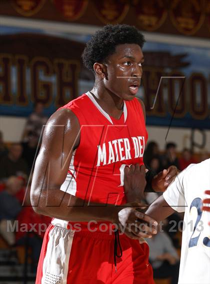 Thumbnail 3 in Mater Dei vs. Warren (Jim Harris Memorial) photogallery.