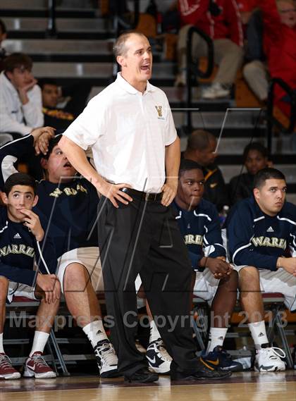 Thumbnail 1 in Mater Dei vs. Warren (Jim Harris Memorial) photogallery.