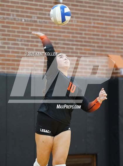 Thumbnail 1 in Fraser @ Utica photogallery.