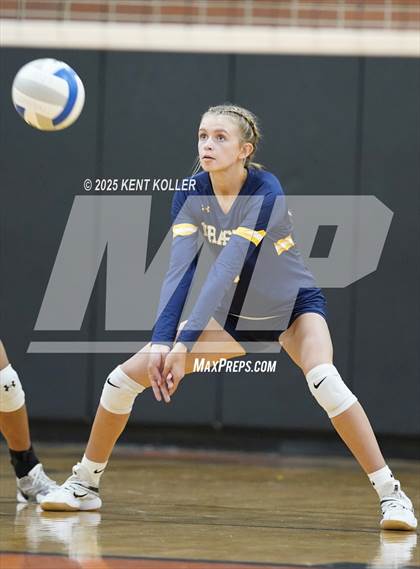 Thumbnail 3 in Fraser @ Utica photogallery.