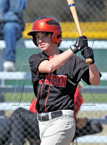 Thumbnail 3 in Honey Grove vs. Trenton (Sam Rayburn Wood Bat Tournament) photogallery.