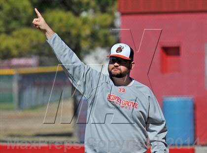 Thumbnail 3 in Honey Grove vs. Trenton (Sam Rayburn Wood Bat Tournament) photogallery.