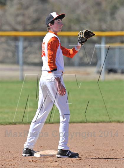 Thumbnail 1 in Honey Grove vs. Trenton (Sam Rayburn Wood Bat Tournament) photogallery.