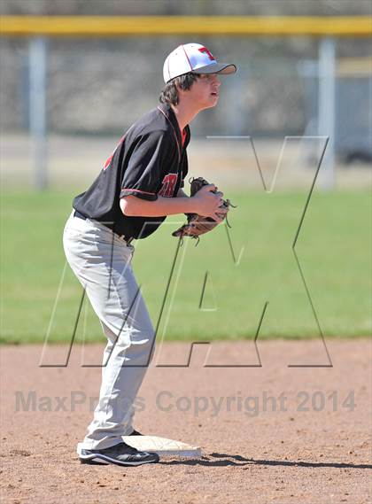 Thumbnail 1 in Honey Grove vs. Trenton (Sam Rayburn Wood Bat Tournament) photogallery.