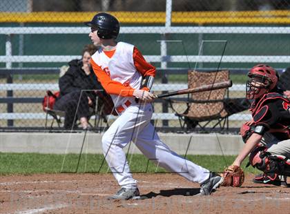 Thumbnail 2 in Honey Grove vs. Trenton (Sam Rayburn Wood Bat Tournament) photogallery.
