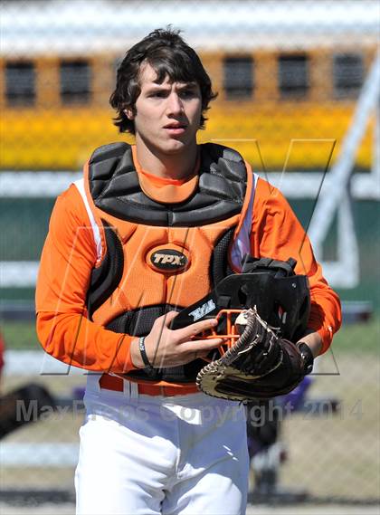 Thumbnail 2 in Honey Grove vs. Trenton (Sam Rayburn Wood Bat Tournament) photogallery.
