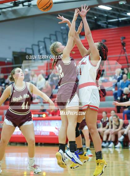 Thumbnail 3 in Maple Mountain @ Spanish Fork photogallery.