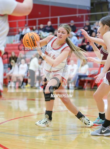 Thumbnail 3 in Maple Mountain @ Spanish Fork photogallery.