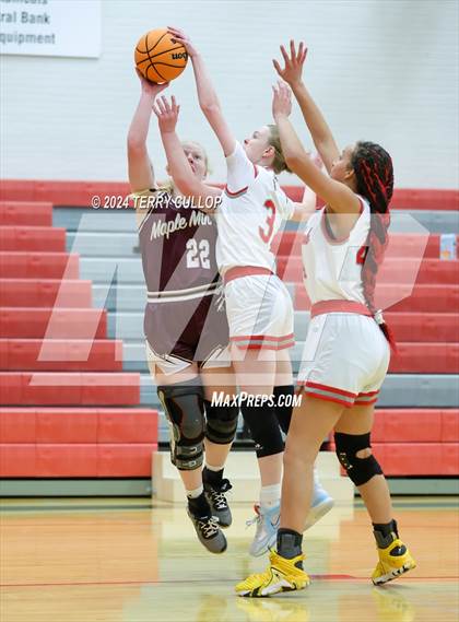 Thumbnail 3 in Maple Mountain @ Spanish Fork photogallery.