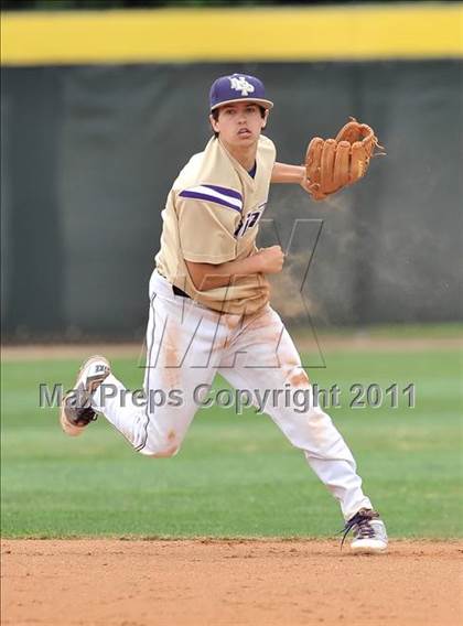 Thumbnail 2 in Notre Dame Prep vs St. Francis (Hard 9 National Classic) photogallery.
