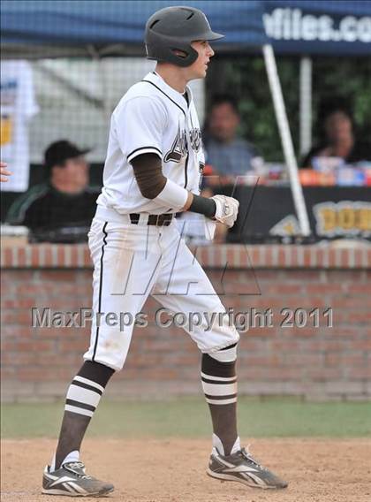 Thumbnail 2 in Notre Dame Prep vs St. Francis (Hard 9 National Classic) photogallery.