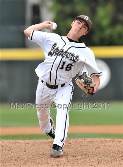 Thumbnail 3 in Notre Dame Prep vs St. Francis (Hard 9 National Classic) photogallery.