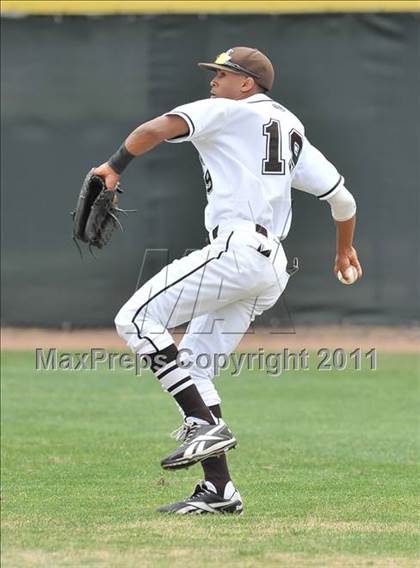 Thumbnail 1 in Notre Dame Prep vs St. Francis (Hard 9 National Classic) photogallery.
