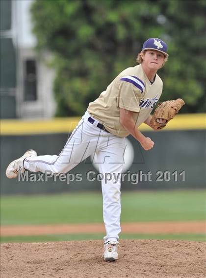 Thumbnail 3 in Notre Dame Prep vs St. Francis (Hard 9 National Classic) photogallery.