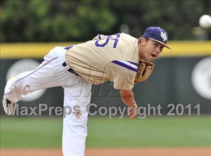 Thumbnail 3 in Notre Dame Prep vs St. Francis (Hard 9 National Classic) photogallery.