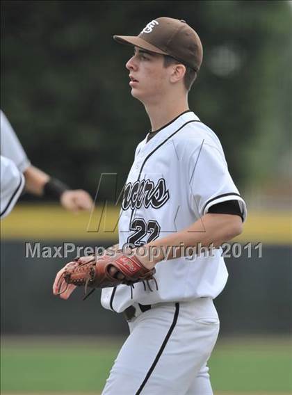 Thumbnail 2 in Notre Dame Prep vs St. Francis (Hard 9 National Classic) photogallery.