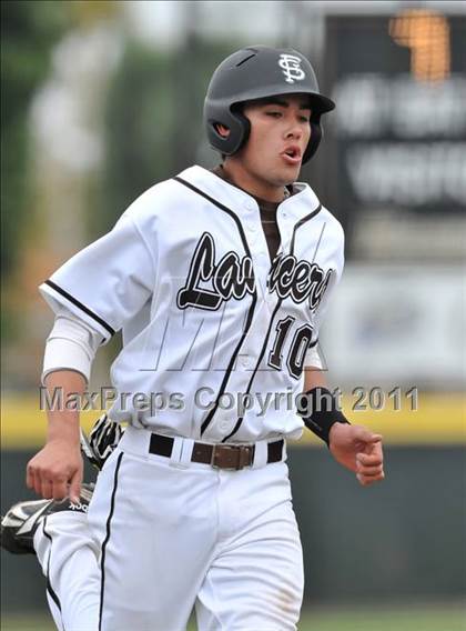 Thumbnail 3 in Notre Dame Prep vs St. Francis (Hard 9 National Classic) photogallery.