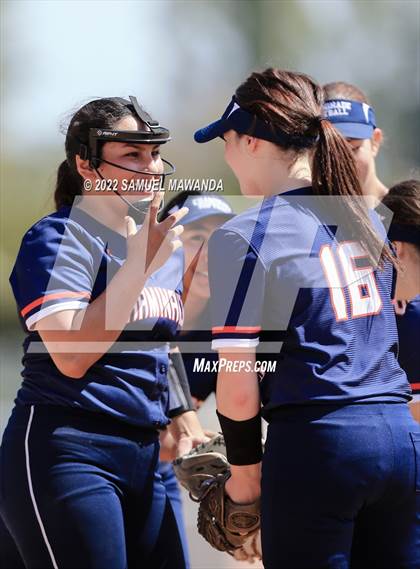 Thumbnail 1 in Chaminade vs Fairfax photogallery.