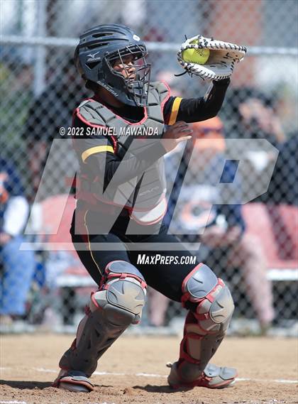 Thumbnail 1 in Chaminade vs Fairfax photogallery.