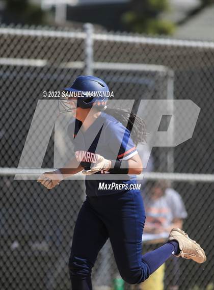 Thumbnail 3 in Chaminade vs Fairfax photogallery.