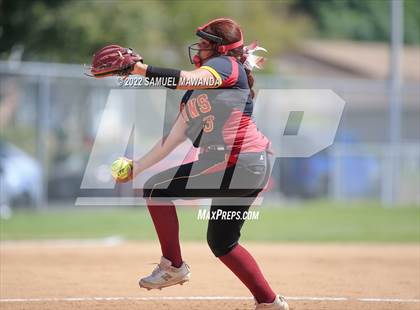 Thumbnail 2 in Chaminade vs Fairfax photogallery.