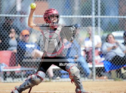 Thumbnail 2 in Chaminade vs Fairfax photogallery.