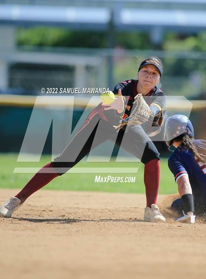 Thumbnail 3 in Chaminade vs Fairfax photogallery.