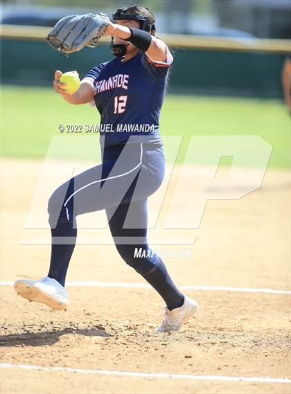 Thumbnail 3 in Chaminade vs Fairfax photogallery.