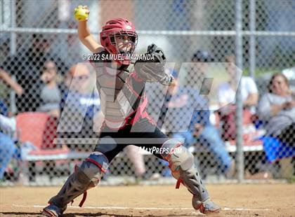 Thumbnail 1 in Chaminade vs Fairfax photogallery.