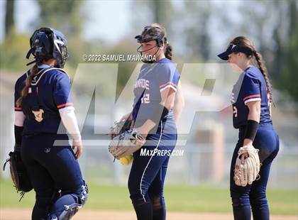 Thumbnail 3 in Chaminade vs Fairfax photogallery.