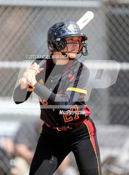 Thumbnail 2 in Chaminade vs Fairfax photogallery.