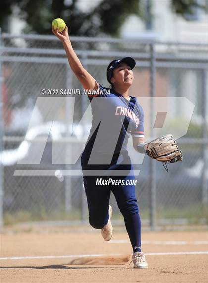 Thumbnail 2 in Chaminade vs Fairfax photogallery.