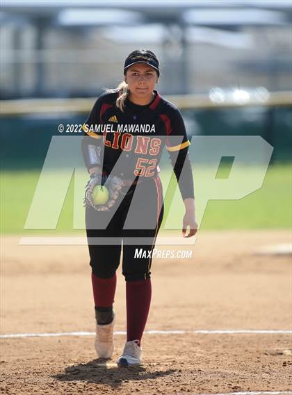 Thumbnail 1 in Chaminade vs Fairfax photogallery.