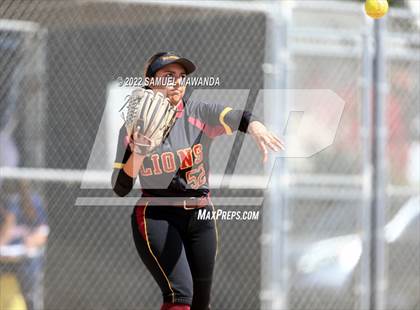 Thumbnail 2 in Chaminade vs Fairfax photogallery.