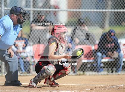 Thumbnail 2 in Chaminade vs Fairfax photogallery.