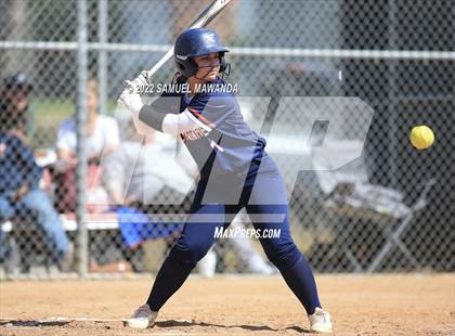 Thumbnail 1 in Chaminade vs Fairfax photogallery.