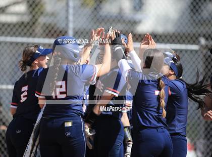 Thumbnail 2 in Chaminade vs Fairfax photogallery.