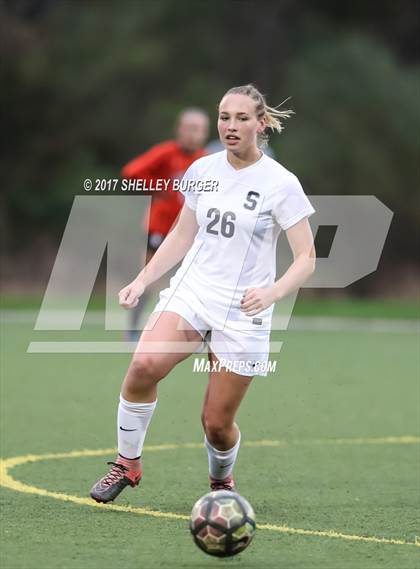 Thumbnail 3 in Staples vs. Ridgefield (FCIAC Semifinal) photogallery.