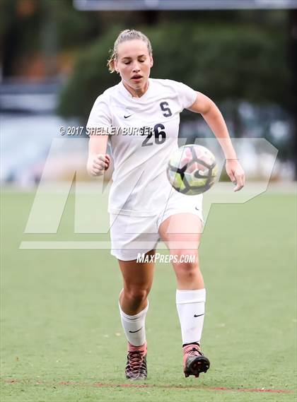Thumbnail 3 in Staples vs. Ridgefield (FCIAC Semifinal) photogallery.