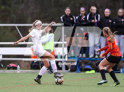 Thumbnail 1 in Staples vs. Ridgefield (FCIAC Semifinal) photogallery.