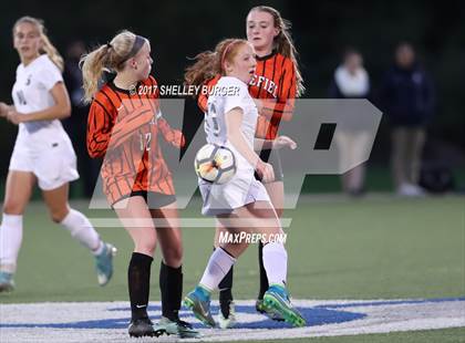 Thumbnail 1 in Staples vs. Ridgefield (FCIAC Semifinal) photogallery.