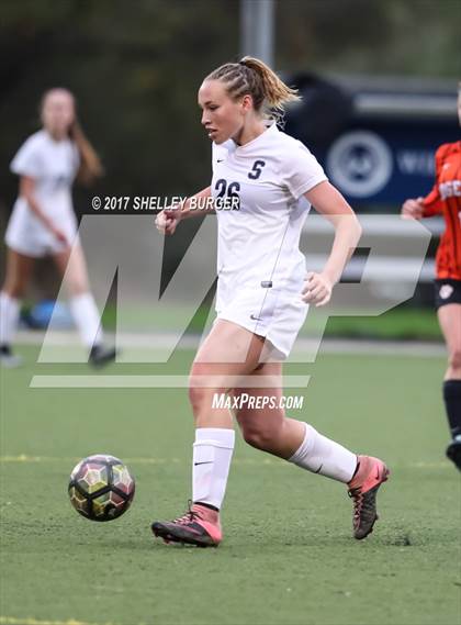 Thumbnail 1 in Staples vs. Ridgefield (FCIAC Semifinal) photogallery.