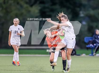 Thumbnail 1 in Staples vs. Ridgefield (FCIAC Semifinal) photogallery.