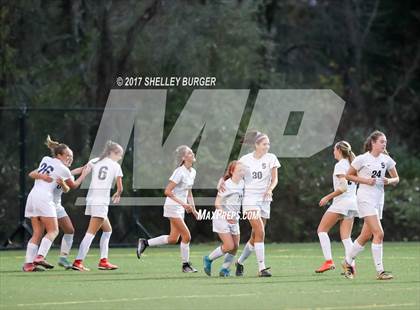 Thumbnail 1 in Staples vs. Ridgefield (FCIAC Semifinal) photogallery.