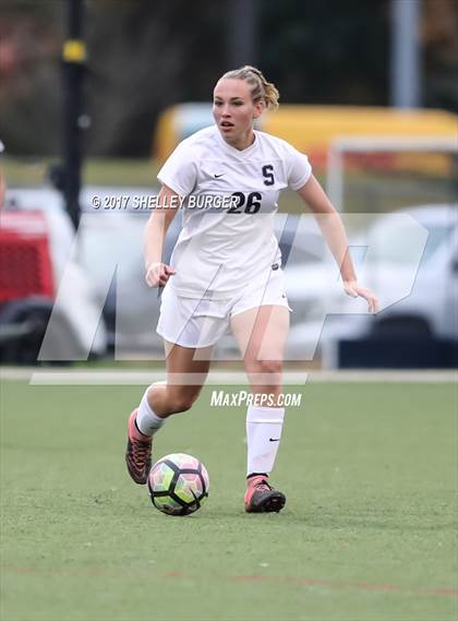 Thumbnail 3 in Staples vs. Ridgefield (FCIAC Semifinal) photogallery.