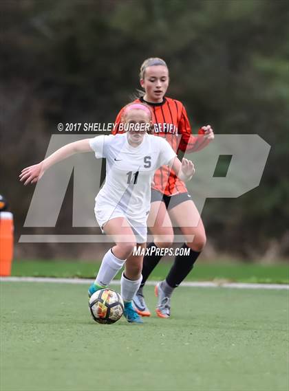 Thumbnail 1 in Staples vs. Ridgefield (FCIAC Semifinal) photogallery.
