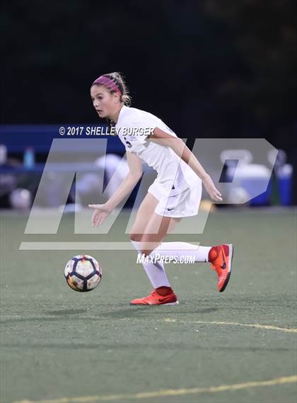Thumbnail 3 in Staples vs. Ridgefield (FCIAC Semifinal) photogallery.