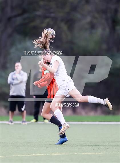 Thumbnail 2 in Staples vs. Ridgefield (FCIAC Semifinal) photogallery.