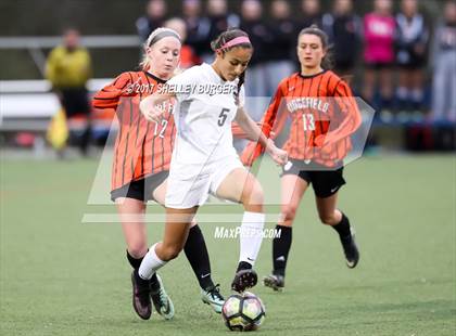 Thumbnail 3 in Staples vs. Ridgefield (FCIAC Semifinal) photogallery.